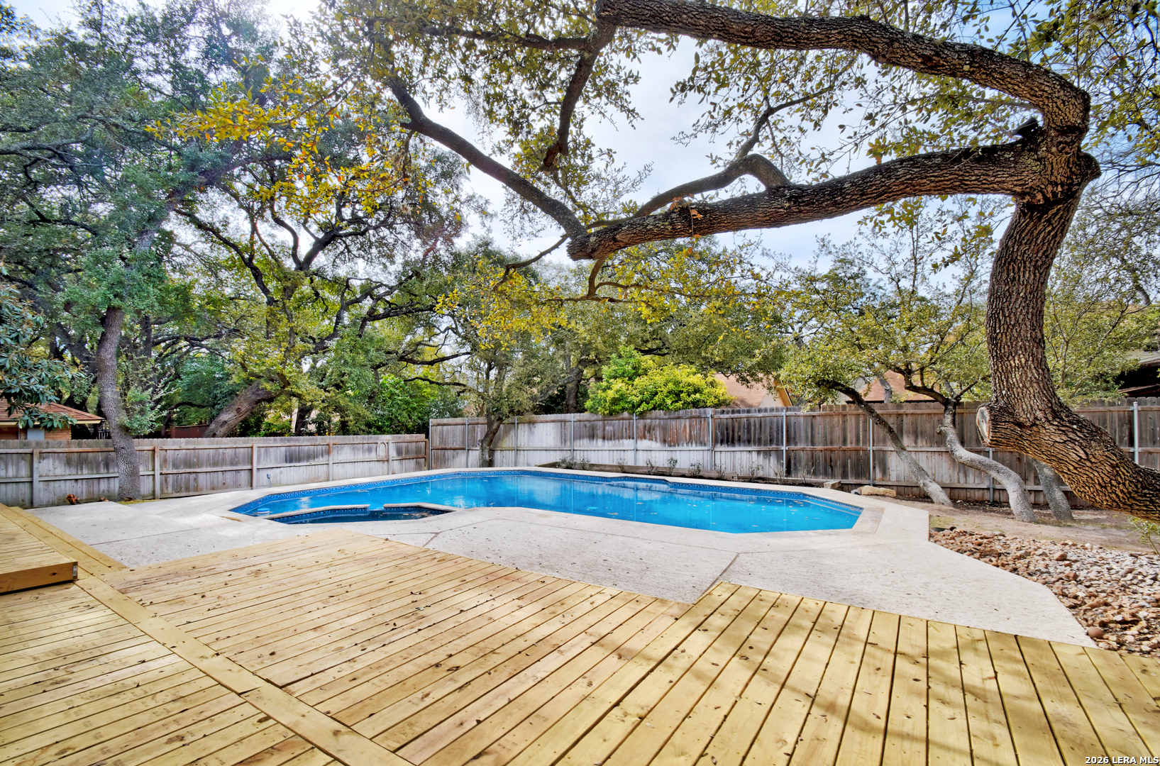 13003 chateau forest, ,  78230 — photo 1