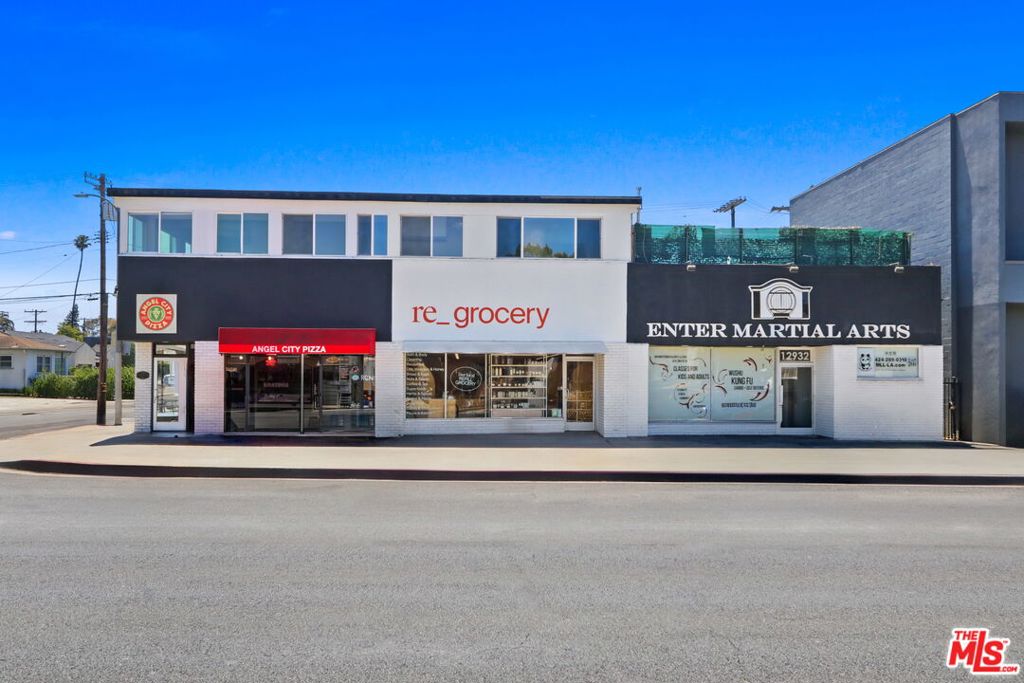 12926 Venice Boulevard, Los Angeles, CA 90066 — photo 1