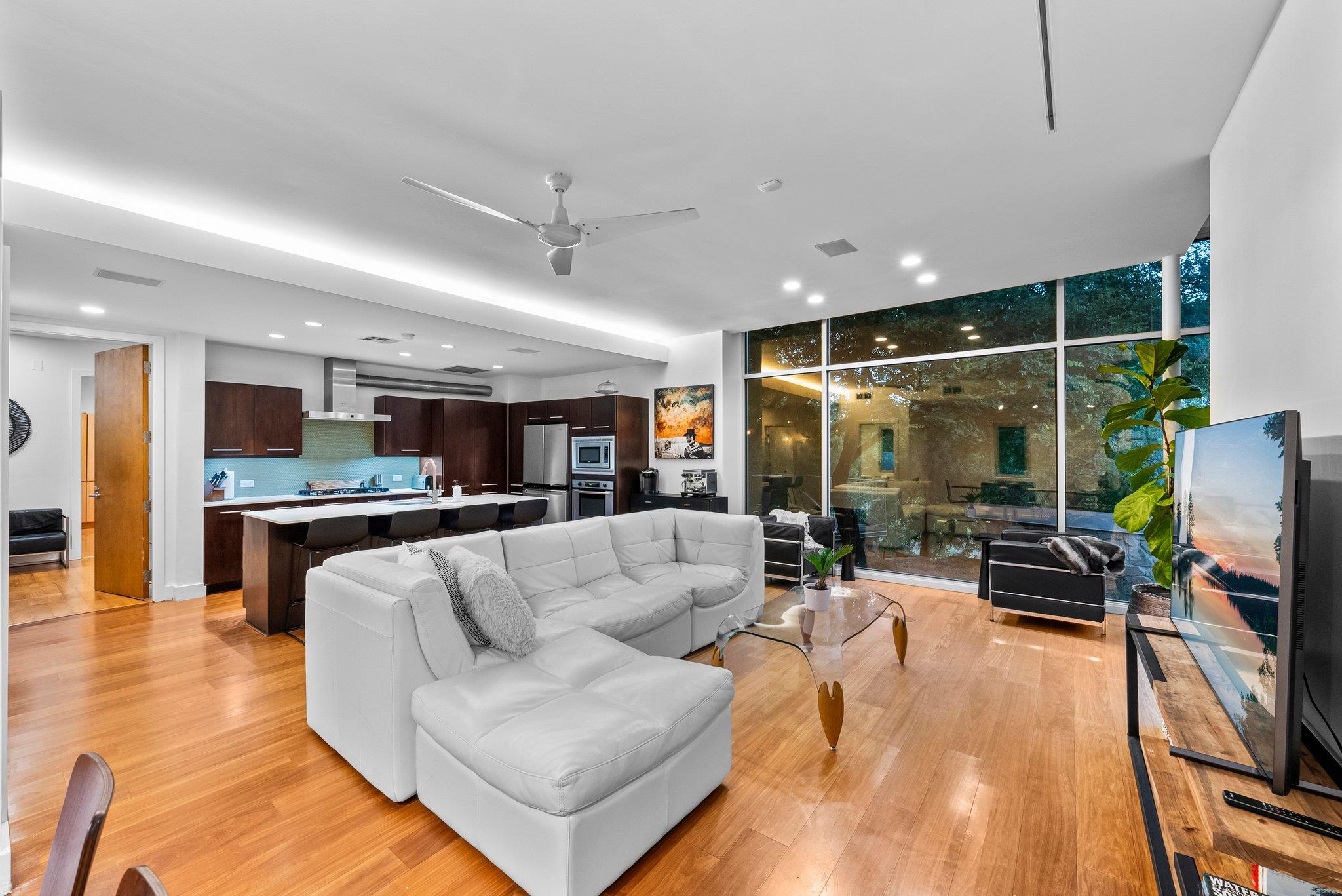 7689 Delwau Ln, Austin, TX 78725 — photo 1