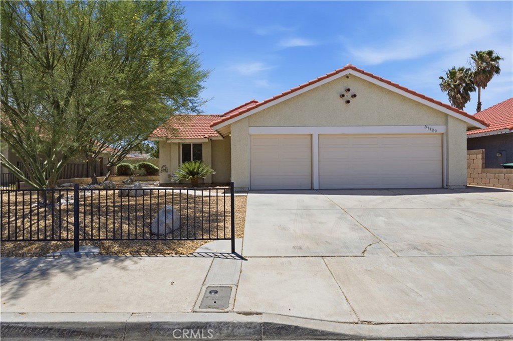 37129 Calle Amigo, Palmdale, CA 93550 — photo 1
