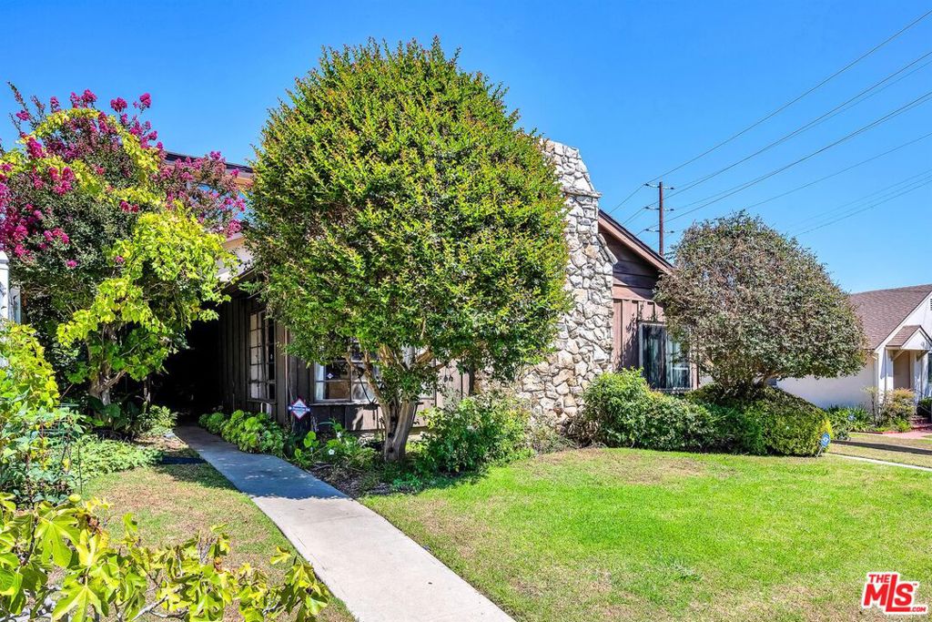1766 Midvale Avenue, Los Angeles, CA 90024 — photo 1