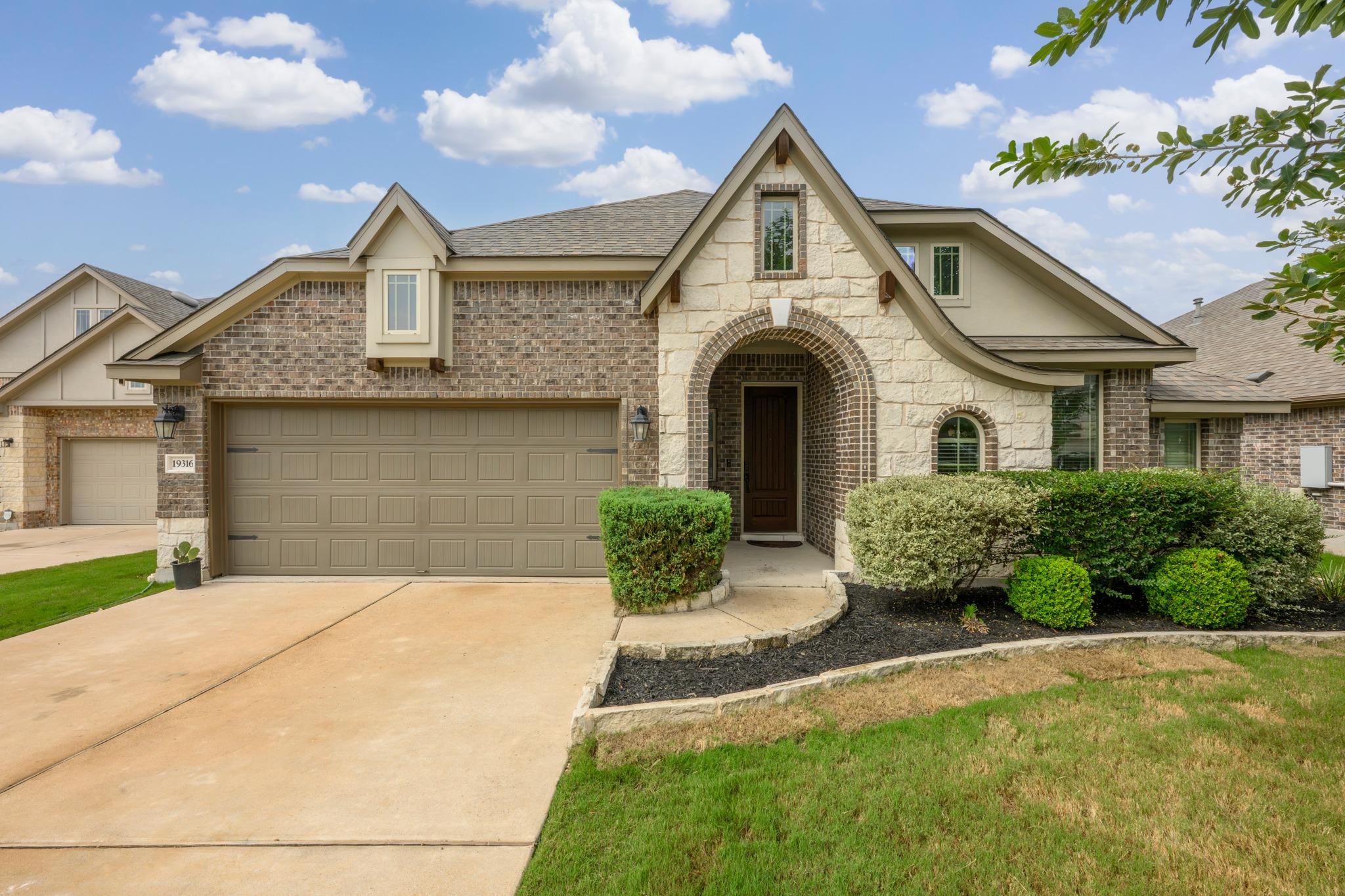 19316 Wearyall Hill, Pflugerville, TX 78660 — photo 1