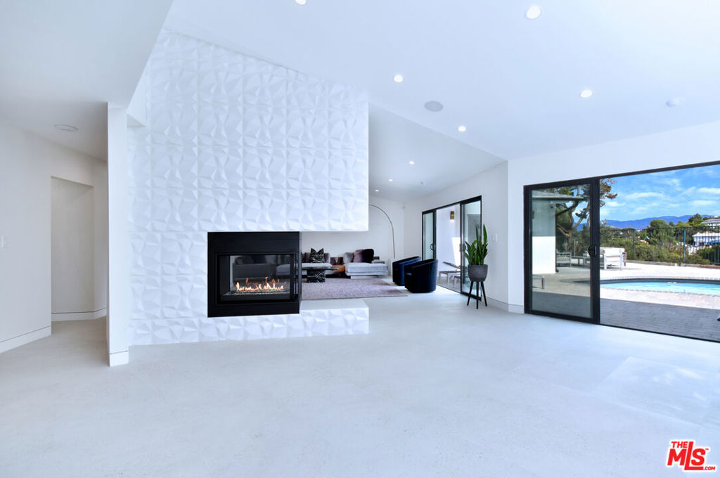3196 Dona Mema Place, Los Angeles, CA 91604 — photo 1