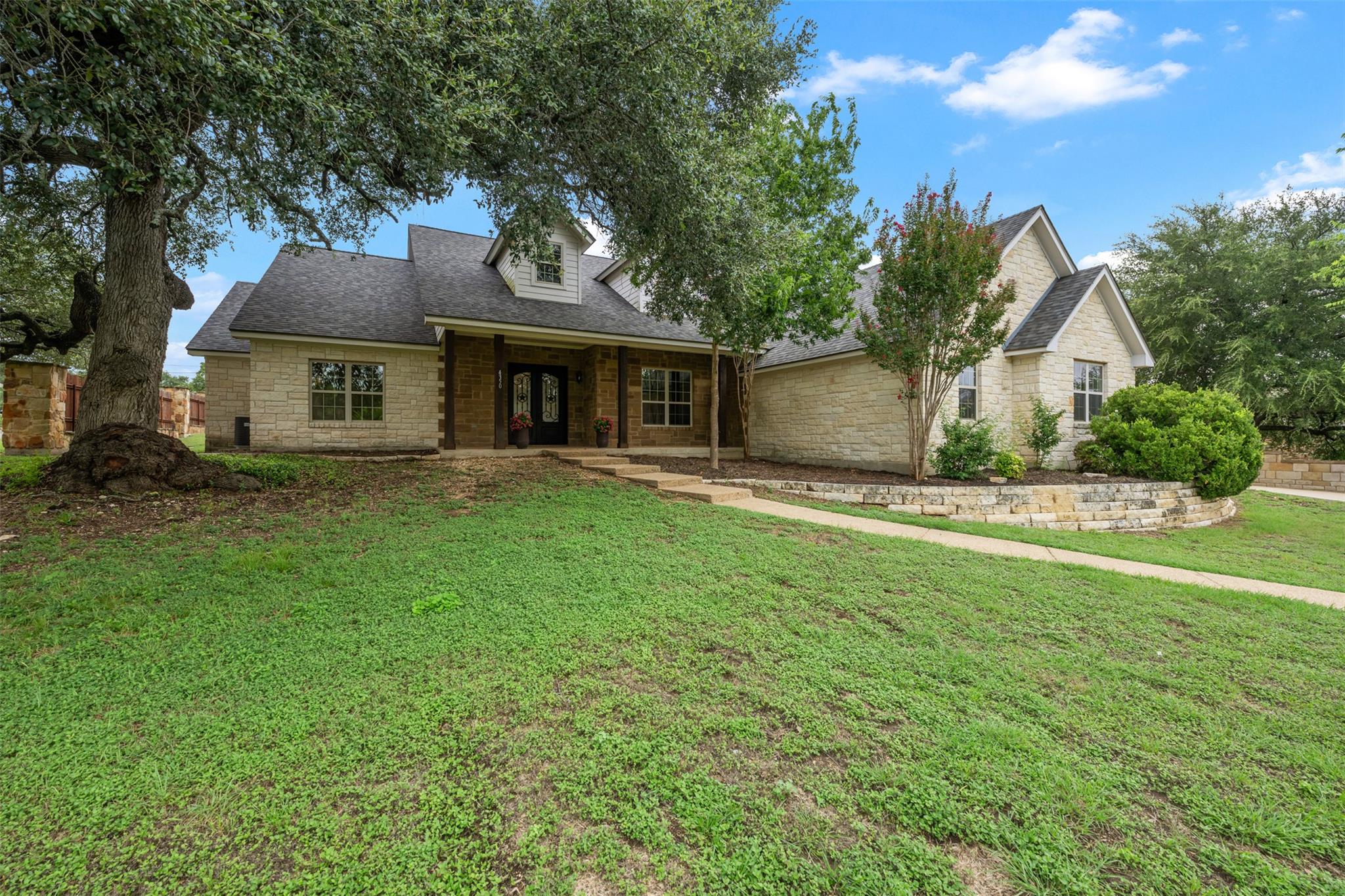 4350 Royal, Salado, TX 76571 — photo 1