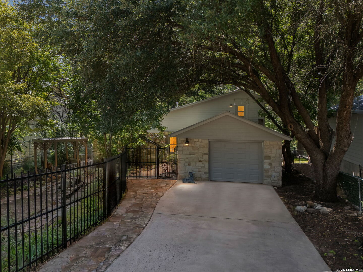 1648 Ponderosa, New Braunfels, TX 78132 — photo 1