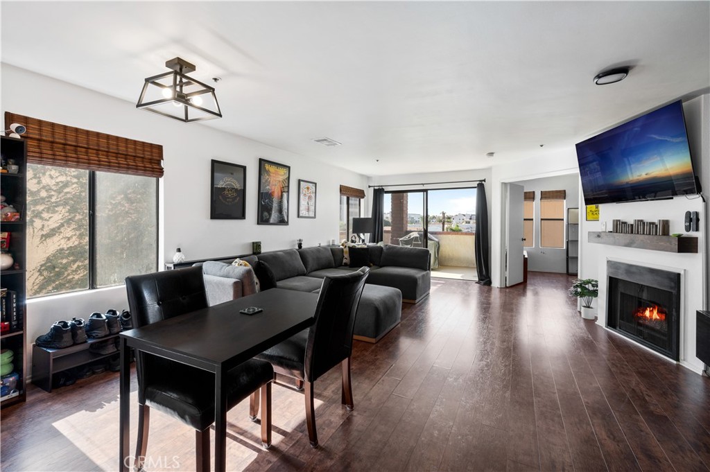 35 Linden Avenue 410, Long Beach, CA 90802 — photo 1