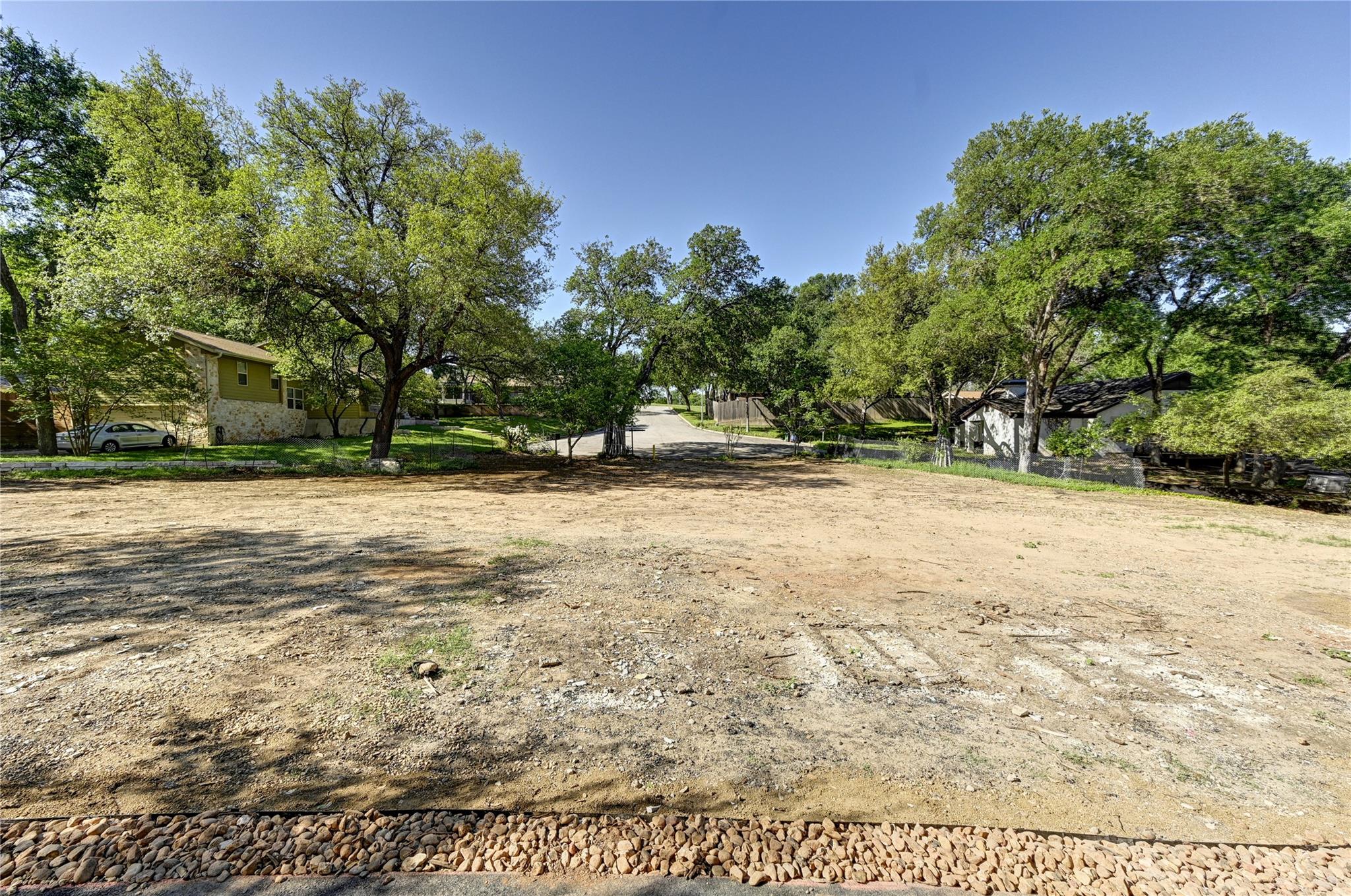 2000-2A Breeze, Austin, TX 78741 — photo 1