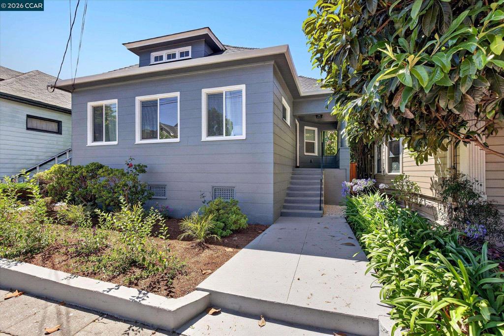 1017 56Th St, Oakland, CA 94608 — photo 1