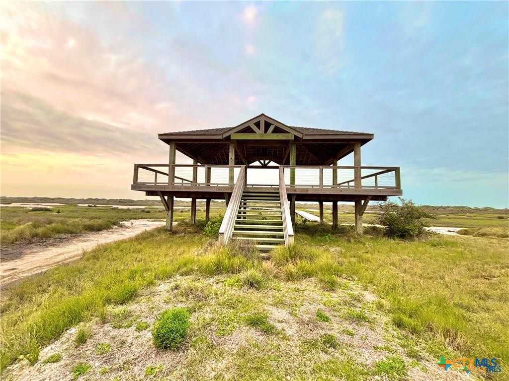 5,4 Boca Grande Loop, Port O'Connor, TX 77982 — photo 1