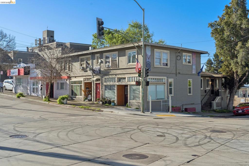 3001 MacArthur Blvd, Oakland, CA 94602 — photo 1