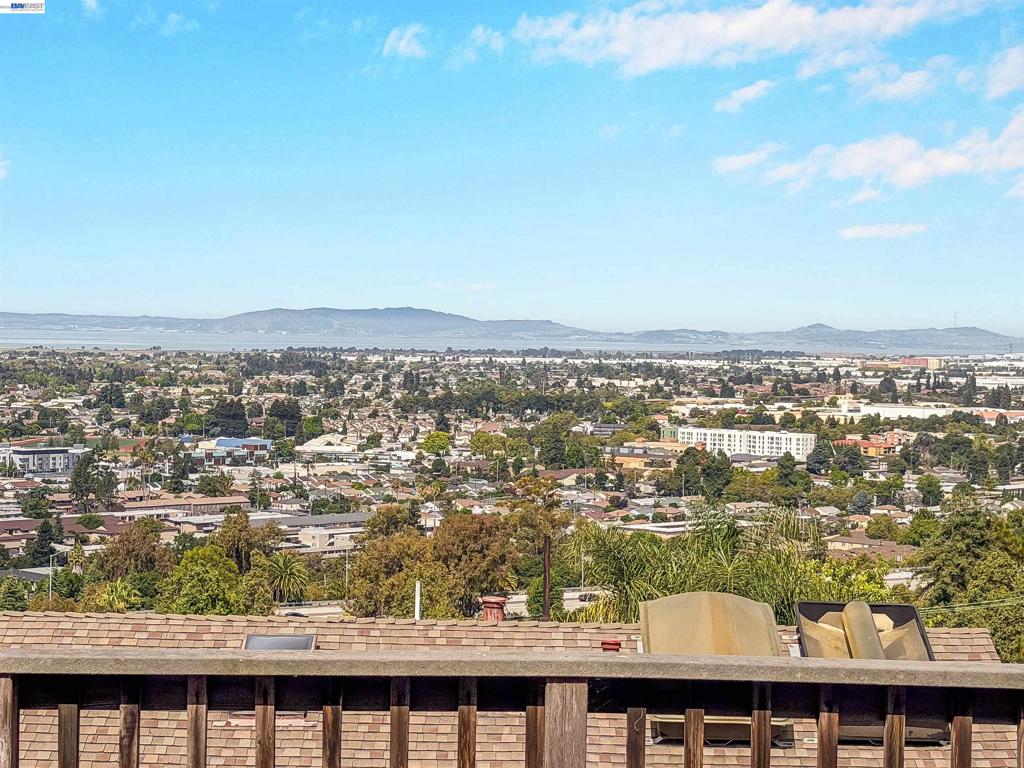 16805 President Dr, Castro Valley, CA 94578 — photo 1