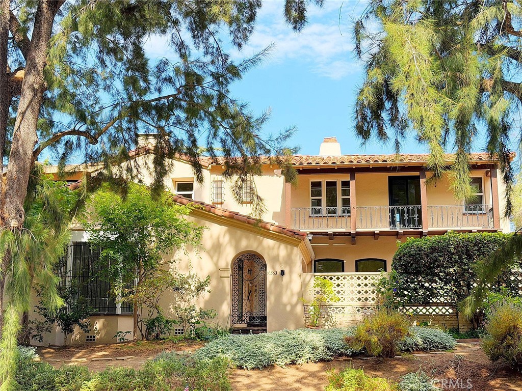 10563 Lindbrook Drive, Los Angeles, CA 90024 — photo 1
