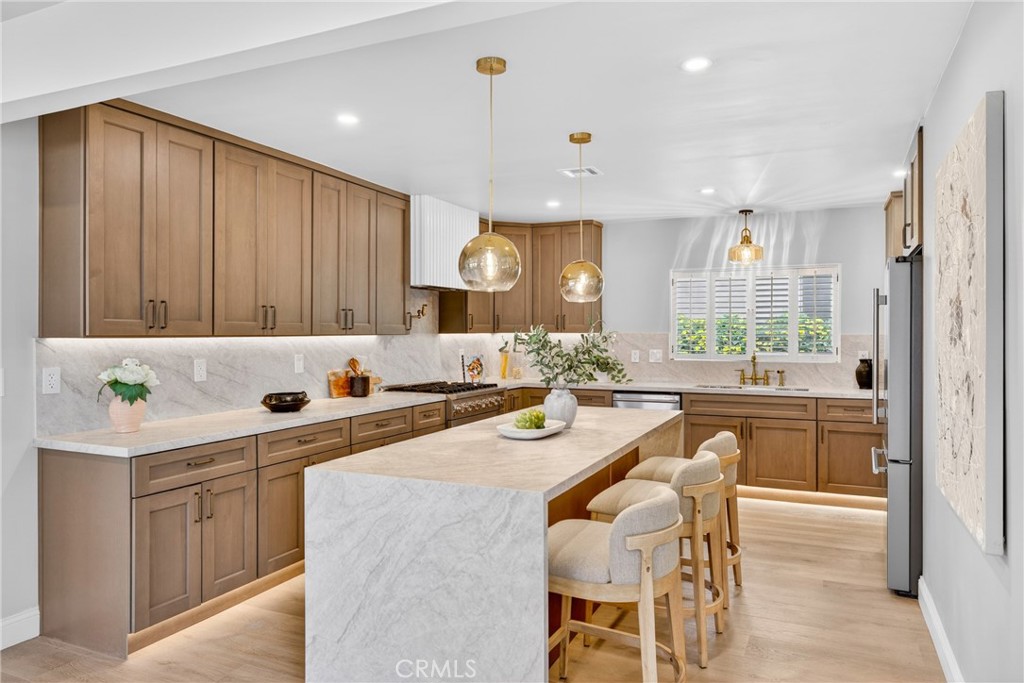 1744 S Genesee, Los Angeles, CA 90019 — photo 1