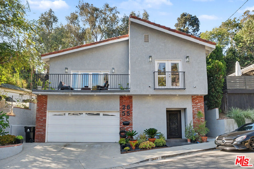 2655 Saxon Drive, Los Angeles, CA 90065 — photo 1