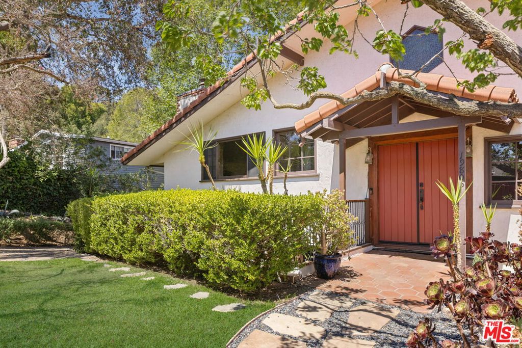 19805 Valley View Drive, Topanga, CA 90290 — photo 1