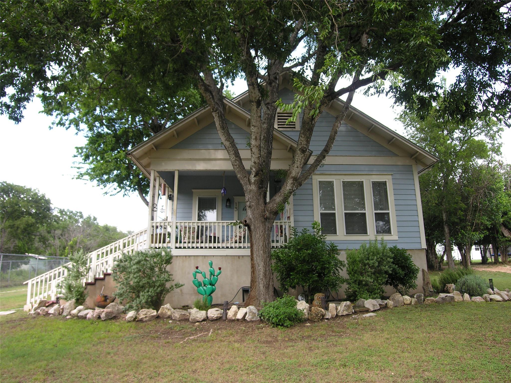 13 Cockrell, Lampasas, TX 76550 — photo 1