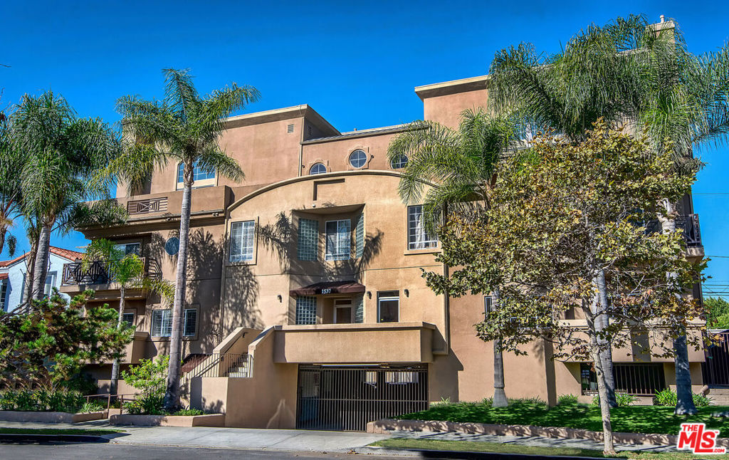 1537 S Wooster Street 105, Los Angeles, CA 90035 — photo 1
