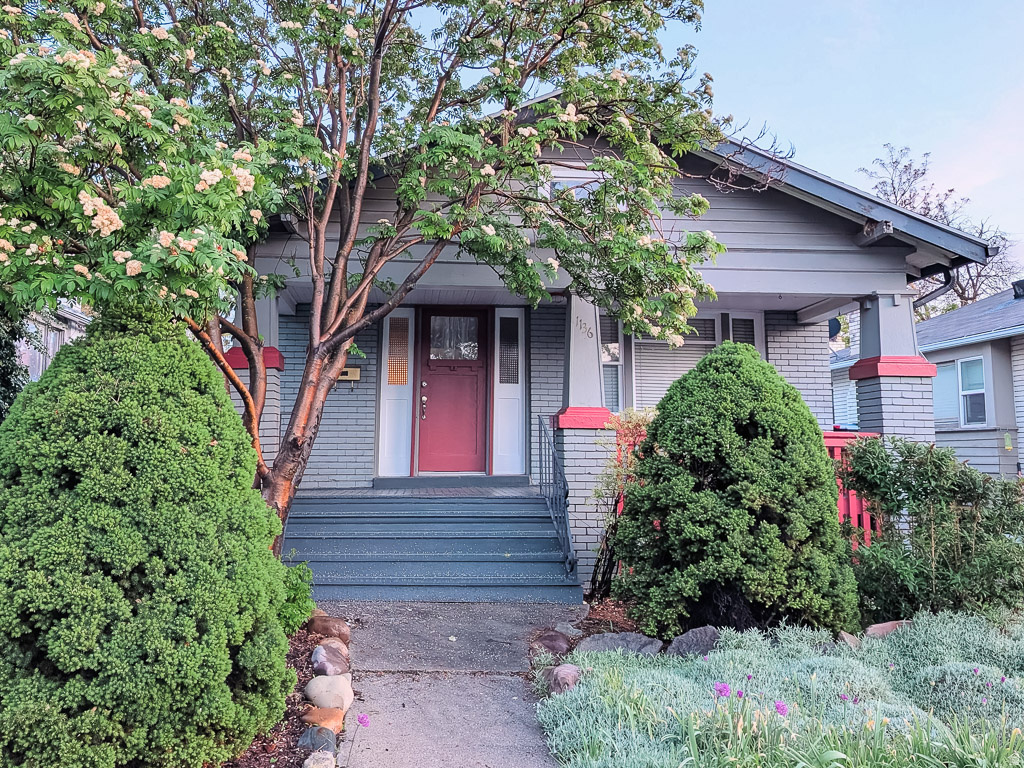 1136 E MILTON AVE, Salt Lake City, UT 84105 — photo 1