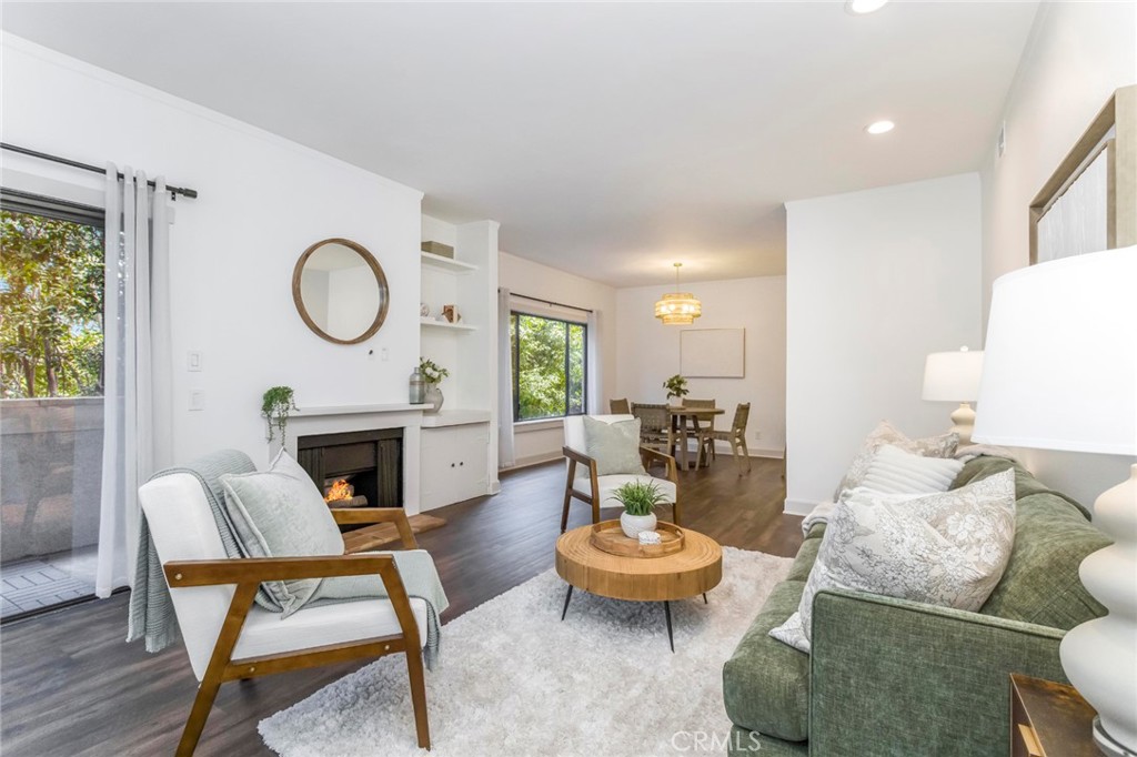 14050 Magnolia Boulevard 201, Sherman Oaks, CA 91423 — photo 1