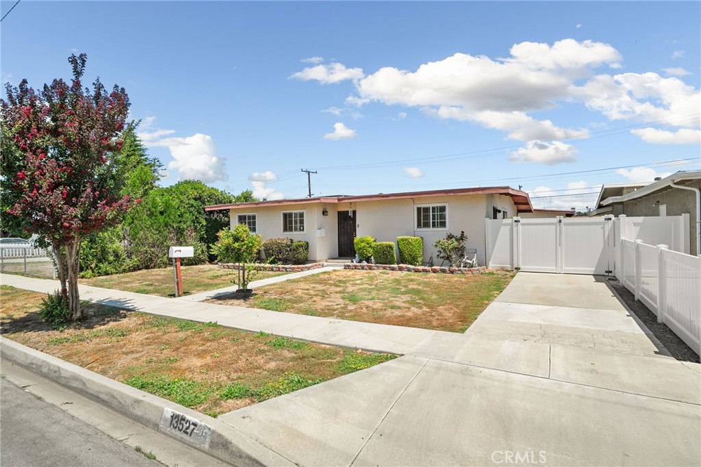 13527 CLOSE ST, Whittier, CA 90605 — photo 1