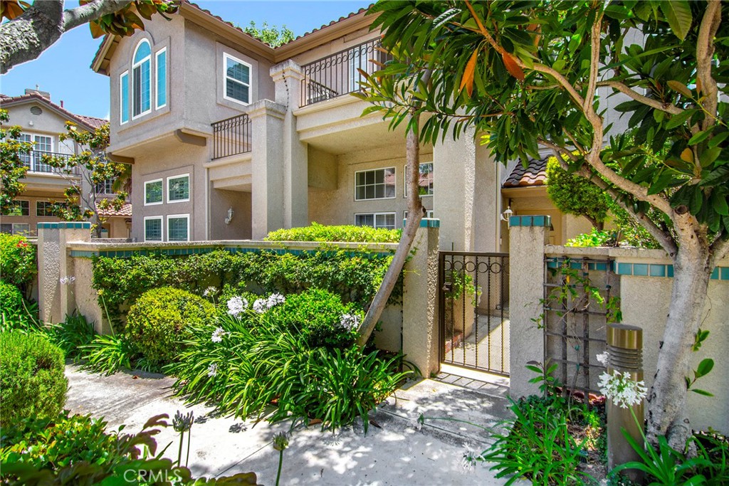 618 Warwick Avenue, Thousand Oaks, CA 91360 — photo 1