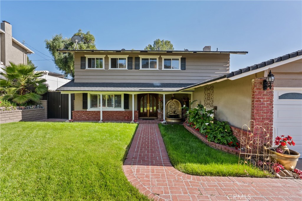 23810 Fambrough, Newhall, CA 91321 — photo 1