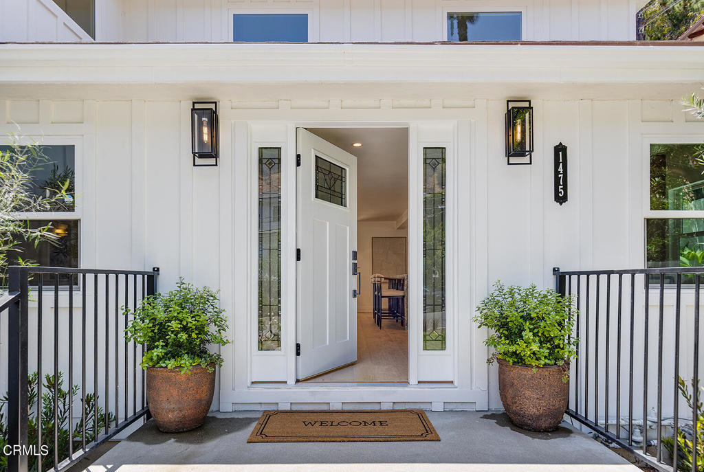 1475 N Bundy Drive, Los Angeles, CA 90049 — photo 1