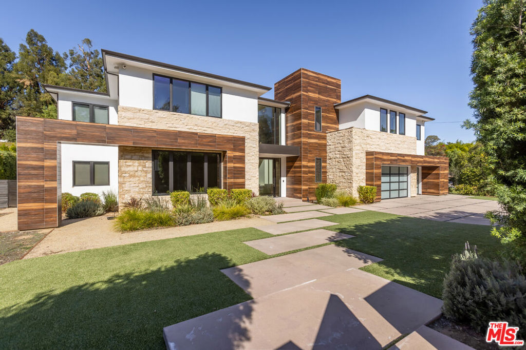 4607 Vanalden Avenue, Tarzana, CA 91356 — photo 1