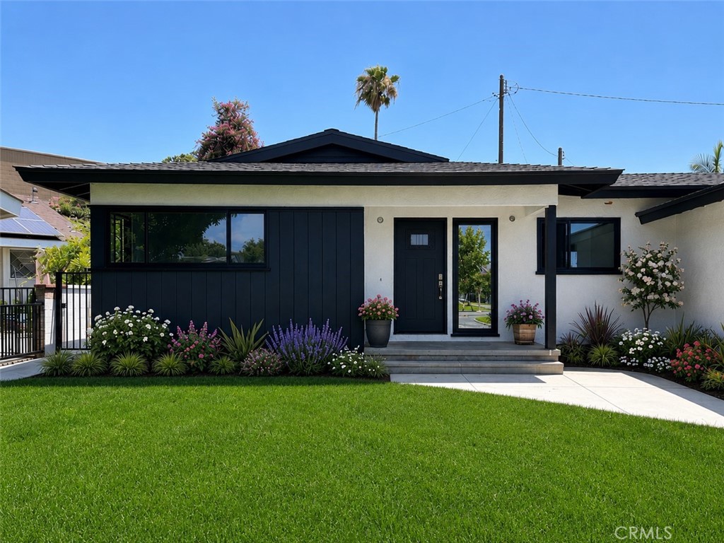 1814 N Studebaker, Long Beach, CA 90815 — photo 1