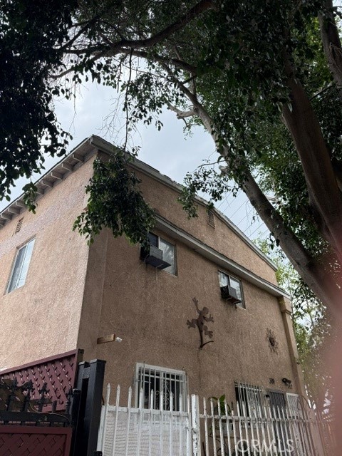 300 E 42nd Place, Los Angeles, CA 90011 — photo 1