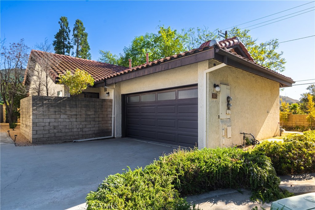 9138 Tujunga Canyon, Tujunga, CA 91042 — photo 1