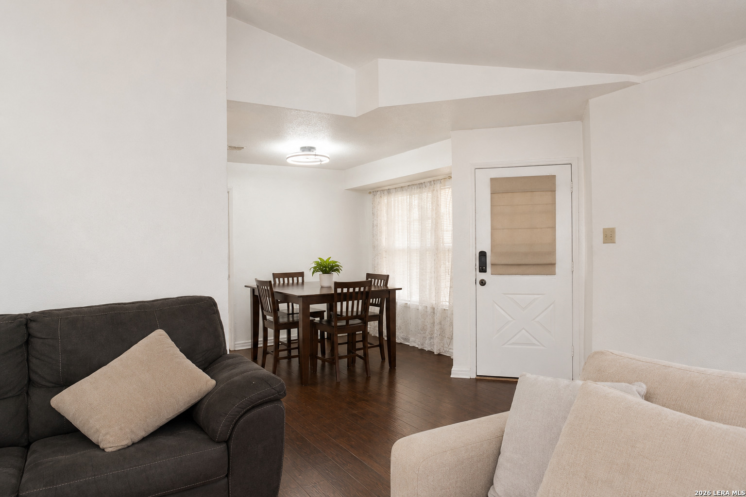 9827 Autumn Silver, , 78254 — photo 1
