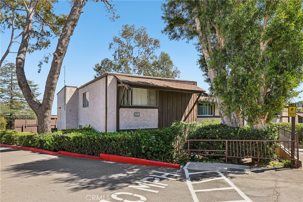 328 S Miraleste, San Pedro, CA 90732 — photo 1