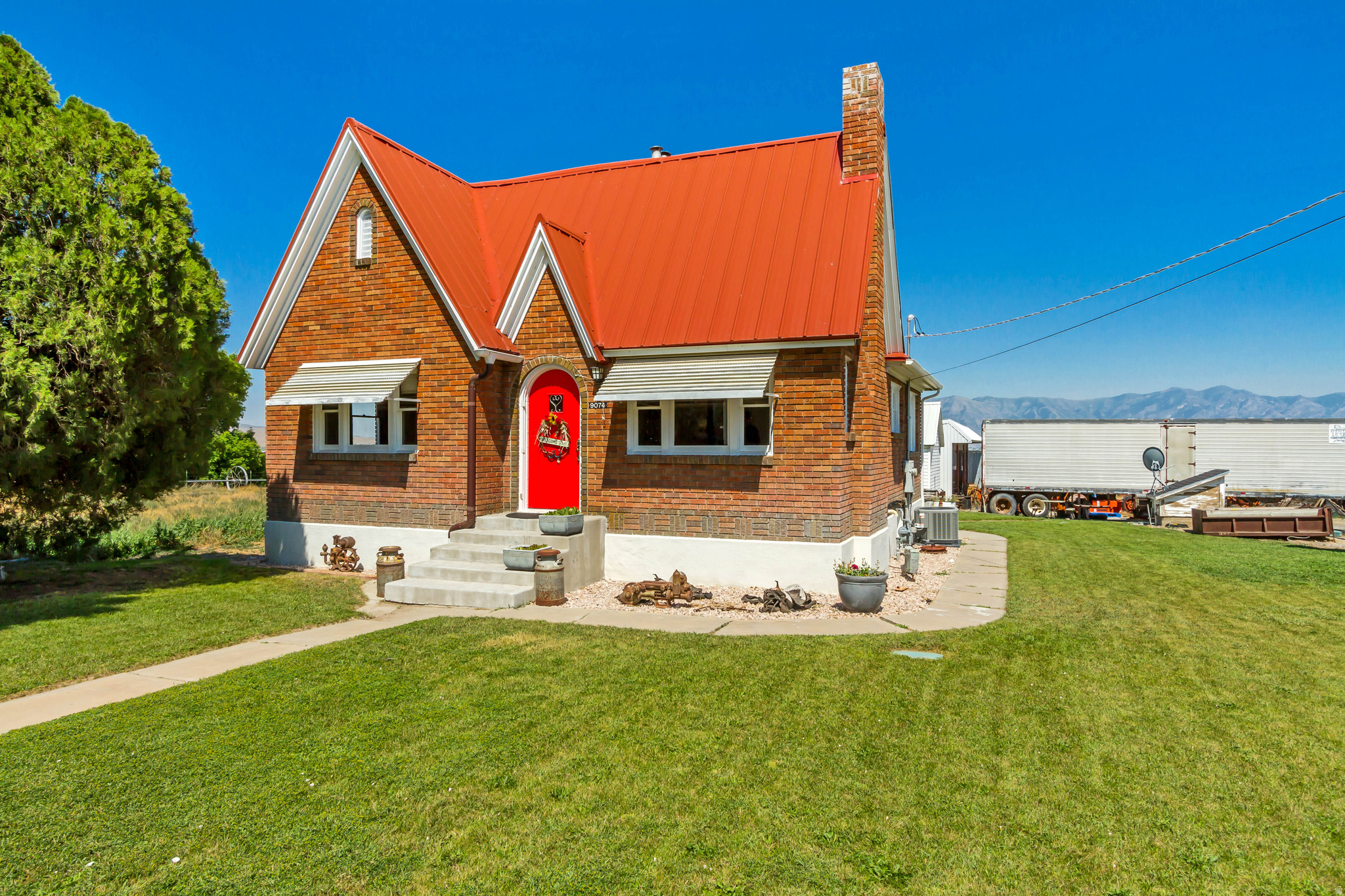 9074 N 11600 W, Penrose, UT 84337 — photo 1