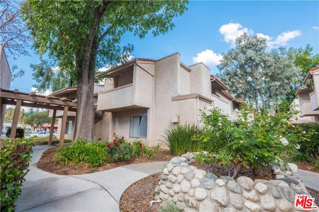28947 Thousand Oaks Boulevard 112, Agoura Hills, CA 91301 — photo 1
