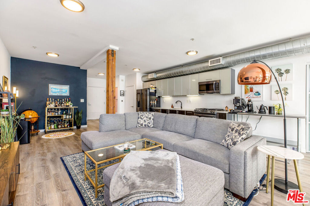 4215 Glencoe Avenue 206, Marina Del Rey, CA 90292 — photo 1