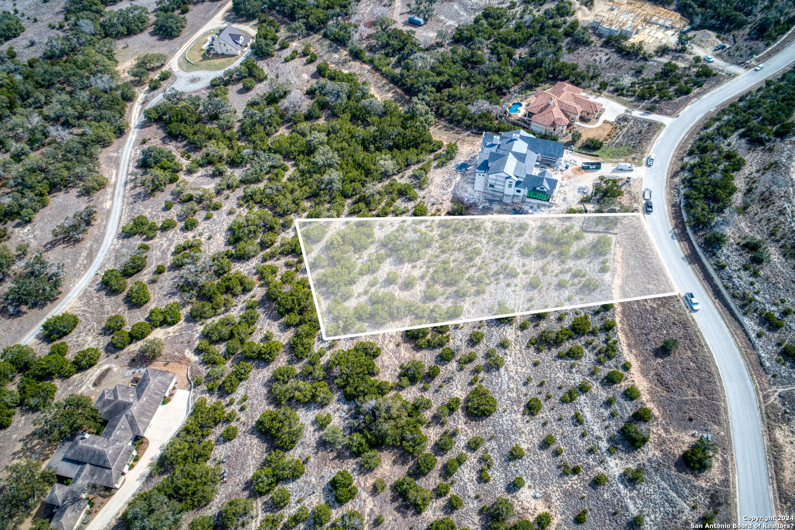 32 Las Campanas