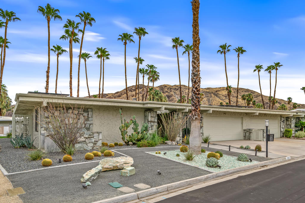2162 S La Paz Way, Palm Springs, CA 92264 — photo 1