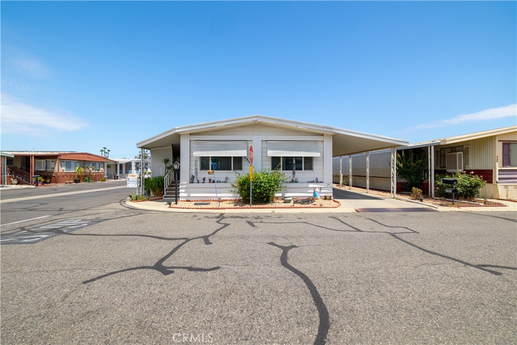 5001 W Florida 446, Hemet, CA 92545 — photo 1