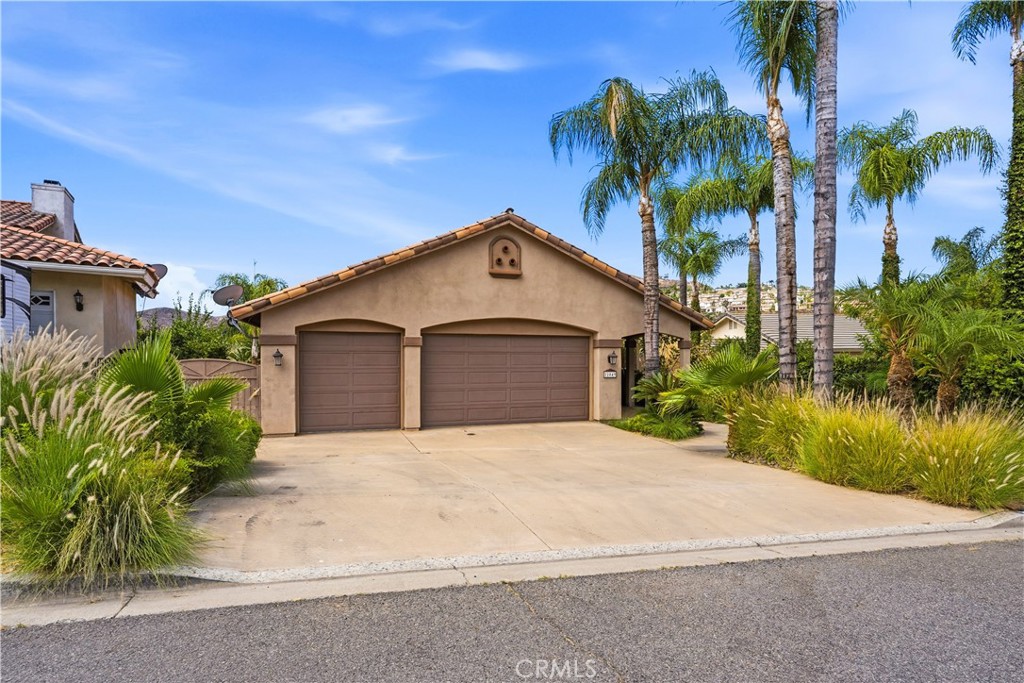 22049 Loch Lomond, Canyon Lake, CA 92587 — photo 1