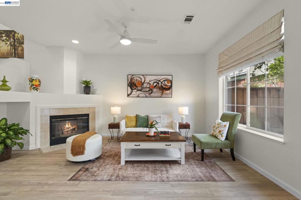 10706 Ian Ln, Dublin, CA 94568 — photo 1