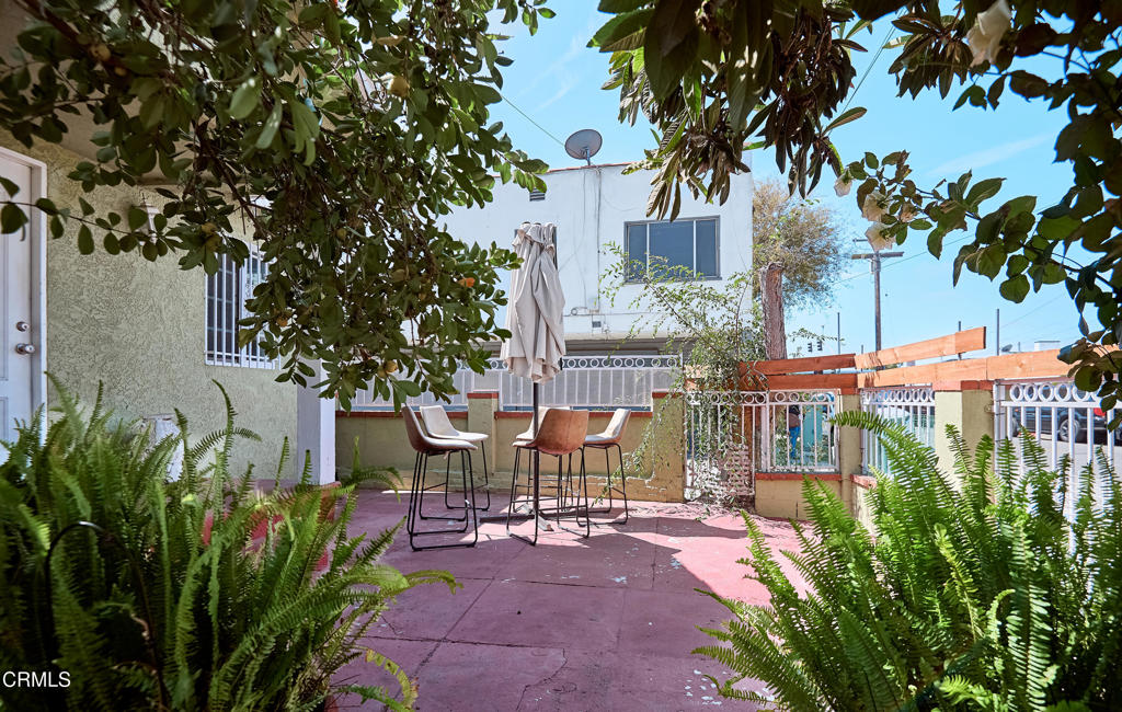 6362 Arbutus Avenue, Huntington Park, CA 90255 — photo 1