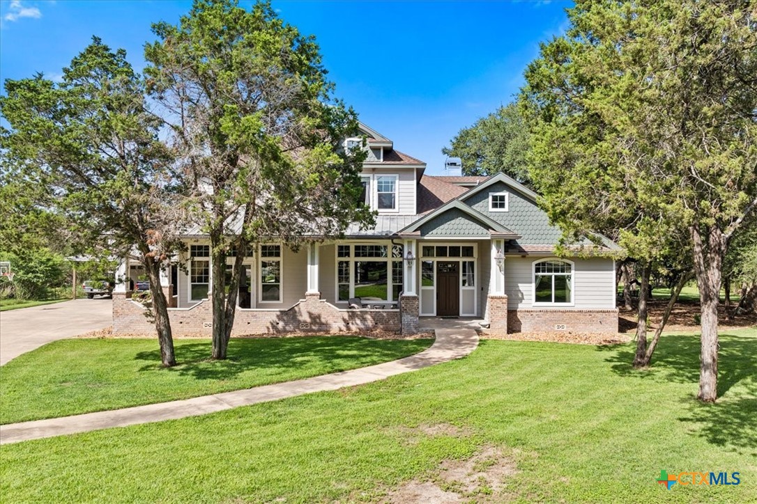 5 Horseshoe Trail, New Braunfels, TX 78132 — photo 1