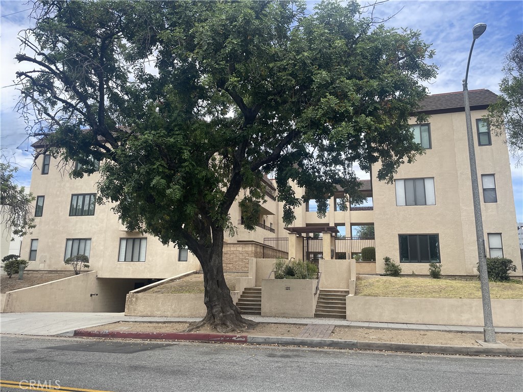 121 S Wilson 103, Pasadena, CA 91106 — photo 1