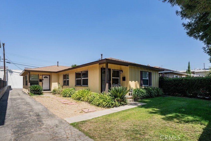 5919 Cedros, Sherman Oaks, CA 91411 — photo 1