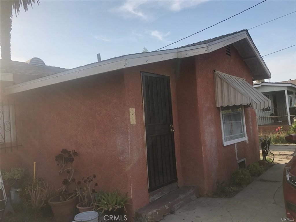 9433 Hickory Street, Los Angeles, CA 90002 — photo 1