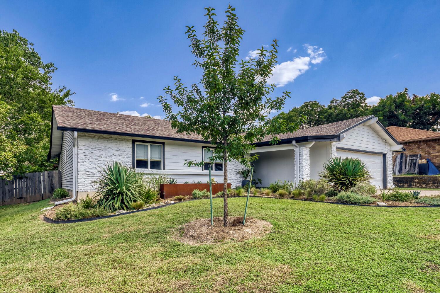 10109 Woodstock Dr, Austin, TX 78753 — photo 1
