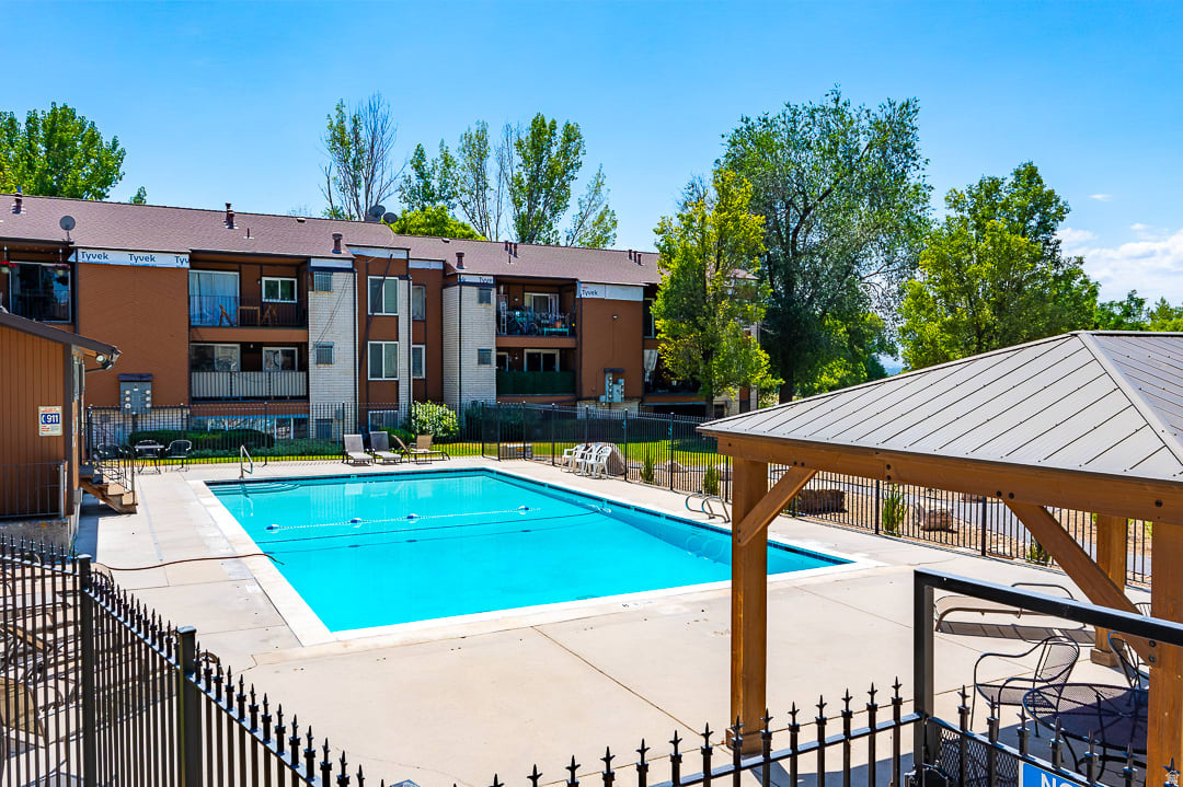 2404 S ELIZABETH ST #3, Salt Lake City, UT 84106 — photo 1