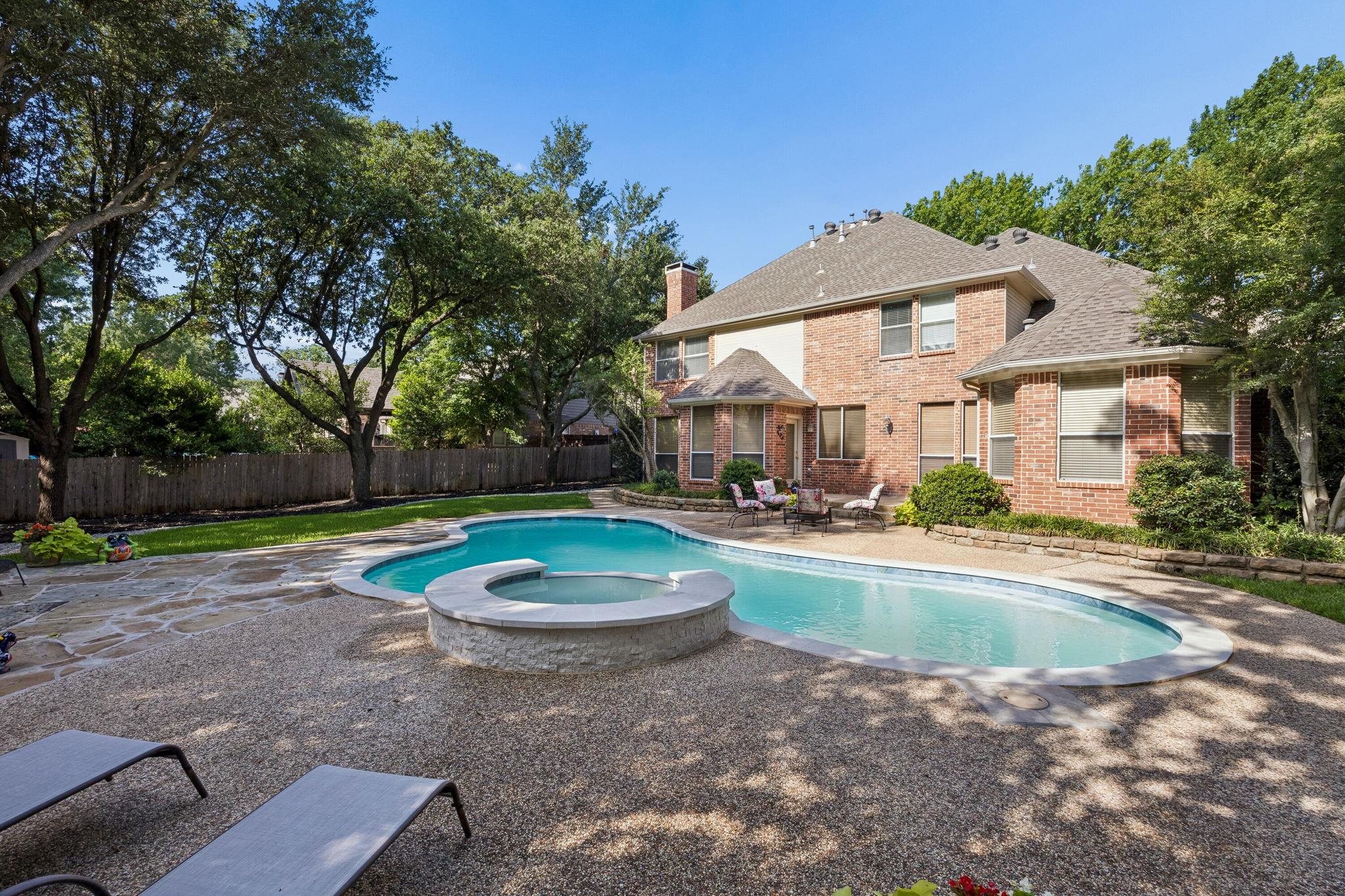 303  Waterford Ct, Southlake, TX 76092 — photo 1