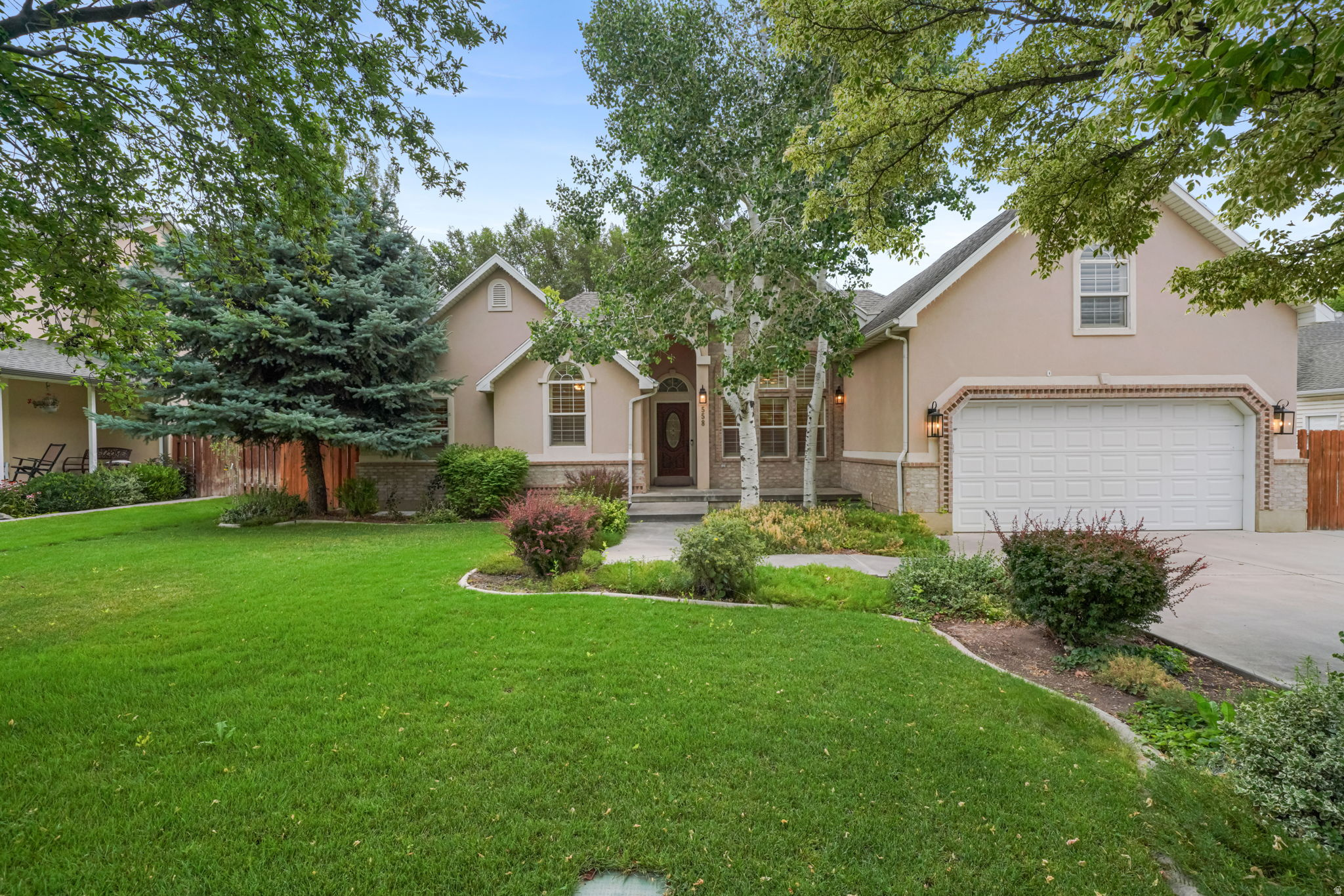 558 N BAKER LN  (270 E), American Fork, UT 84003 — photo 1